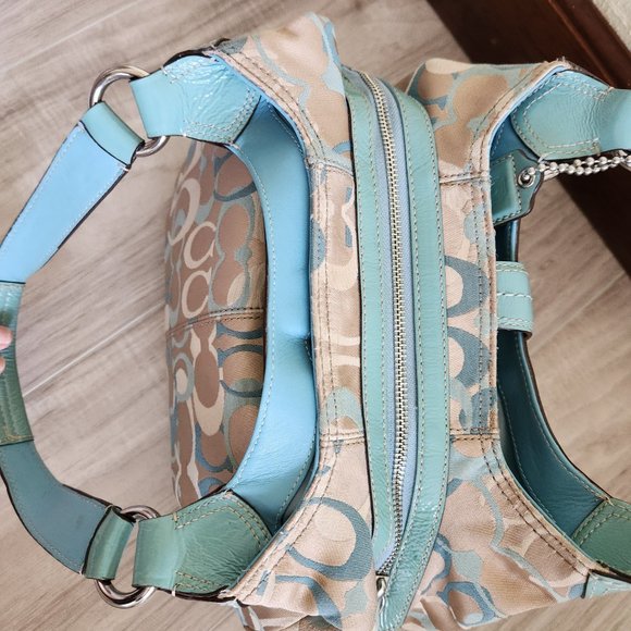 Coach Soho Lynn Signature Optic Shoulder Bag Hobo - Picture 4 of 13